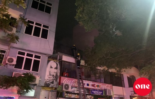 Evening Cafe' gai roavi alifaangandu nihvaalaifi, ehves meehakah aniyaa eh nuvey