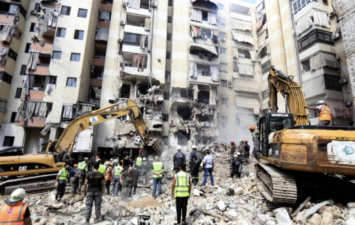 Israel in lebanon ge hospital akah hamalaadhee 18 meehun shaheedhu kollaifi