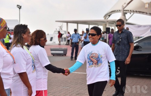 First Lady Fazna participates in “Break the Barrier” Swim