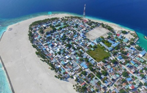 Two in home quarantine tests positive in Eydhafushi