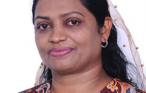 Health ge State Minister akah Aishath, Naibakah Shukooru ayyan koffi