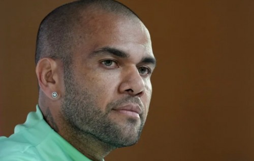 Jinsee goanaage thuhumathehgai Brazil ge thari Dani Alves hayyaru koffi