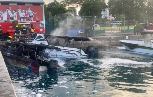 Six speed boats burned down beyond use at Male' harbor