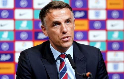 Beckham ge Inter Miami coach akah Phil Neville