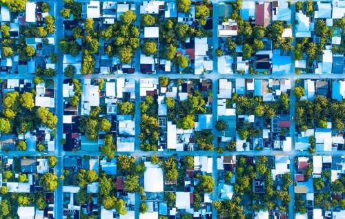 Thinadhoo ah dheefaivaa City ge dharaja badhalu kuran High Court ah hushahalhaifi