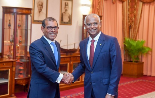 Raajje ah enme rangalhu gothakee MDP aai Democrats gulhun: Nasheed