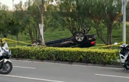 Hulhumale gai baaru speed gai dhiya car eh furolhaalai accident eh hingaifi