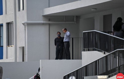 Hiyaa flat ge survey eh kuran ulhunu HDC ge muvazzafun thakakah goanaakoh huras elhi massalaeh