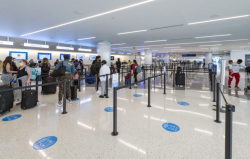 Goii neygey echeh feni Los Angeles International Airport  ge bodu baeh huskohffi