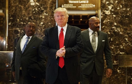 Trump hayyaru kurumah interpol in ''Red notice'' neren hushahalhaifi