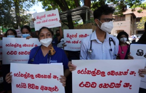 Adhuge dhuniye: Sri Lanka ge sihhee khidhumathuge nizaamuves bohssun lanee!