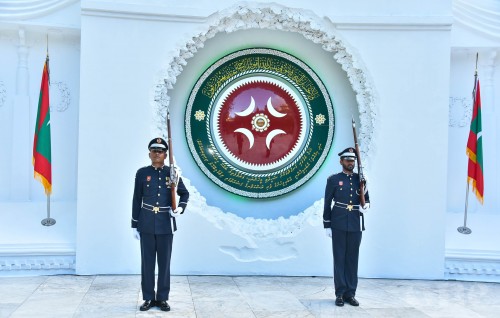 Raajje hifidhaane vaahaka: fahathugai vanee konkameh?