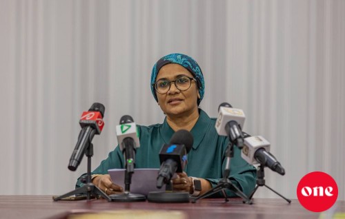 Firihen kudhin mathy thauleem haasil kuran beynun nuvaa sababu hoadhan dhiraasaa eh