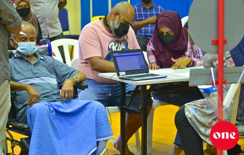 Male' sarahahddhugai dhen vaccine dheyn fashaanee honihirugai