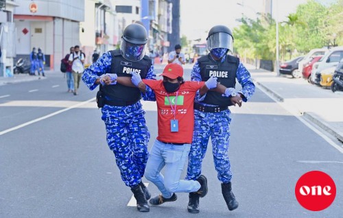 Ehvun nufeshenees 200 ehhaa meehun hayyaru koffi: Adhurey