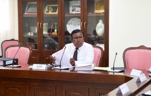 Minister haziru nuvaathee Nasheed ah dhin hamalaa aai drone gathumuge mauloomaathu saafeh nukurevunu!