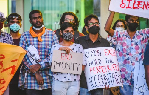 17 Aharuge anhen kuhjjalu rape koh balive inn mahssala eh fuluhun thahugeegu kuran fashaifi