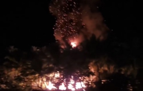 Fire breaks out in Addu City Hulhudhoo harbour area