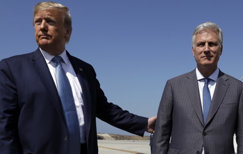 Trump ge national security advisor Covid ah positive vehjje