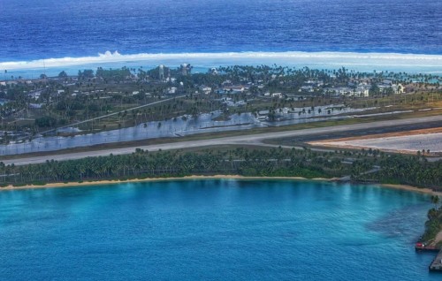 Pacific kandugai onna America ge base akah raalhu arai bodethi gehllunthakeh vehjje