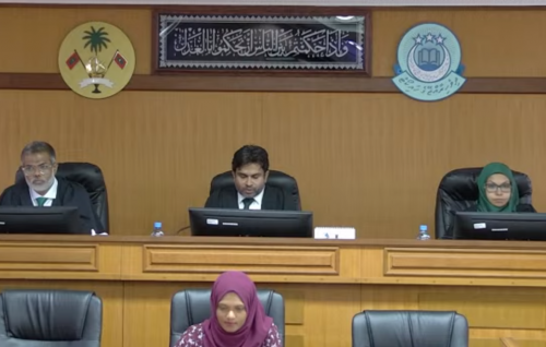 High Court: India sifainge adhadhu haama nukurun rangalhu kamah Information Commissioner ninmevee gaanoonaa khilaafah