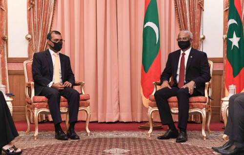 Majilis memberunaai alhugandaa dhekey goiy sarukaarun dhekey gothaa ehgoivaakah nujehey: Majilis Raees