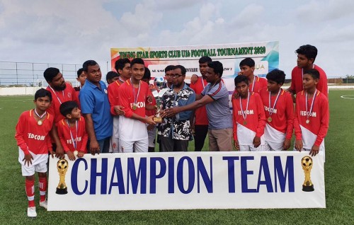 Young star sports ge 16 aharun dhashuge mubaaraaiy: Champion kan Lions FC ah