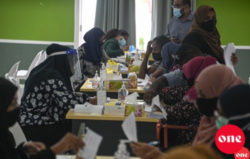 Hiya flat ehbasvunthakugai maadhamaa soi kuran fashanee