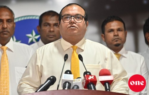 Committee thah ekulavailumah dheven oiy dhuleh dheefin: Aslam
