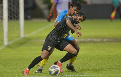 MWSCDPL: Valencia kairin molhuve, Eagles kuriyah
