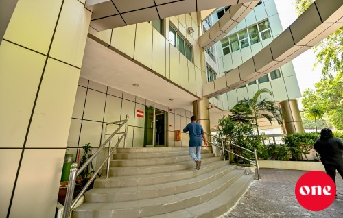 Sarukaaru office thakah mi mahu 12 gai roadha allowance dhenee