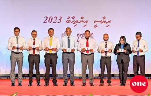 ONE Photo: Riyaasee candidatunge nan tharutheebu kurun