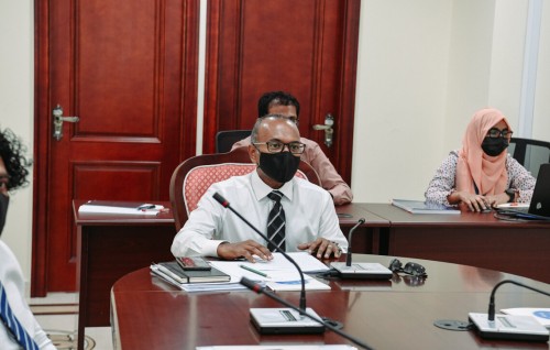 Curfew gadeegai memberunnah beyrugai ulhevey gothah hadhaidheyn Majlis Raees ah hushahalhan faaskoffi