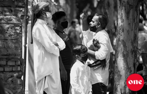 Hukuru hedhumaai hukuru sufuraa, ehen hurihaa badhalakaa ekuves Dhiveheenge badhalu nuvi reethi aadha!