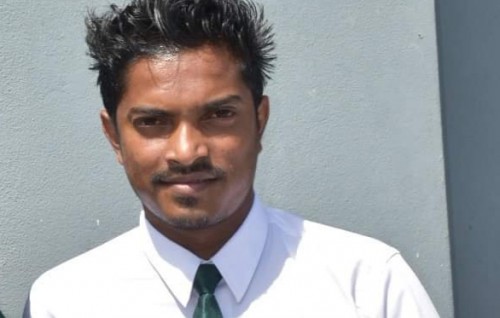 Rasmaadhoo gai moodhah eri ulhunu zuvaanaku fit jehigen maruvejje