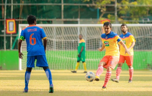 Stelco balikoh, Soccer Mates ummeedhu aakoffi