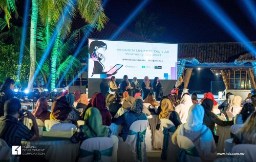 Raajjeygai konme 5 anhenehge therein dhe anhenun Cesarean hadhan jehey: UNFPA