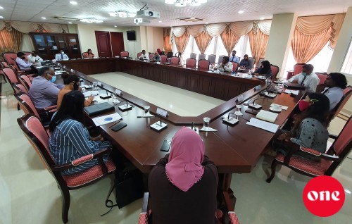 #OnePhoto: Rayyithunge majileehuge minivan muassasaathakuge 78 vana committee bahddhaluvun