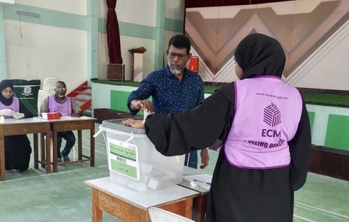 Moosun goasve, Guraidhoo dhaairaa ge inthihaabuge vote lun ithuru eh gadi irah dhanmaalaifi