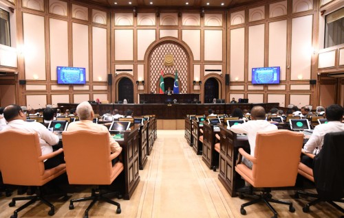 Committeethah huttumakah, Majileehugai jehssumaai zuvaabu! aharemen menbarun hovee mikan kurantha?