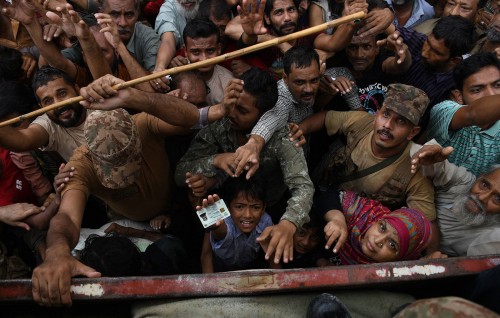 Photo: Pakistan ge bodubaeh fenu adeegai, Hihdhathi ethah manzareh!
