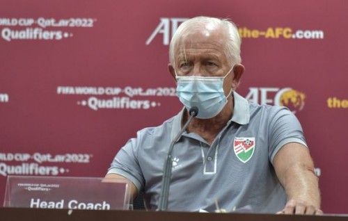 Koopman ge furathama match ah: Undhagoo haalatheh namaves dhuleh nudheyne, nukunnaanee seedhaa molhakah