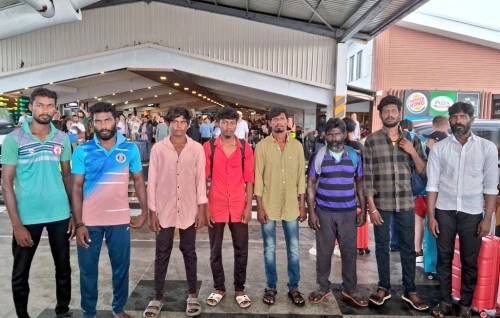 Nugavaidhun masverikan kohgen hifehehti India 12 masveringe therein 8 meehaku fonuvaalanee