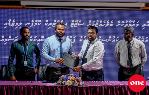 One Photo: 12 rasheh ge magubahthi thah belehettumaa Stelco in havaaluvun