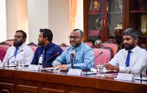 January mahun feshigen haafizunge allowance ithuru kureveyne: Shaheem