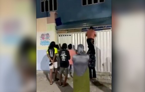 Fiyavatheegai thibi kudhinnah aniyaa kuri kamuge mauloomaatheh nulibey: Fuluhun