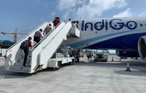 Cabin Crew akah jinsee goanaakoh ehen crew akah furahsaarakuri dhivehssaku India gai hayyarukohffi