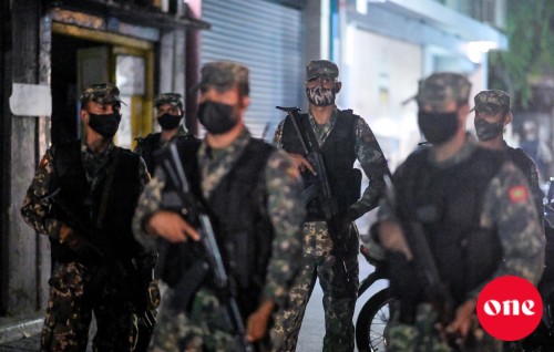 Addu inn hayyaru kuri nuva meehunge therein ekaku dhookohlaifi