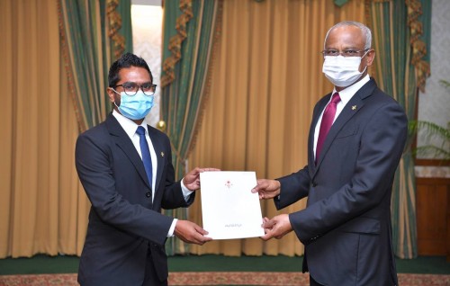 Raees ofeehuge  policy secretary kamah Hamdhaan ayyan kuravvaifi
