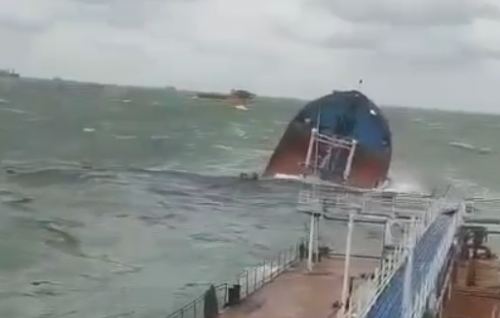 Kolhigandehggai jehi Russia ge 2 theyo tanker eh adiyah!